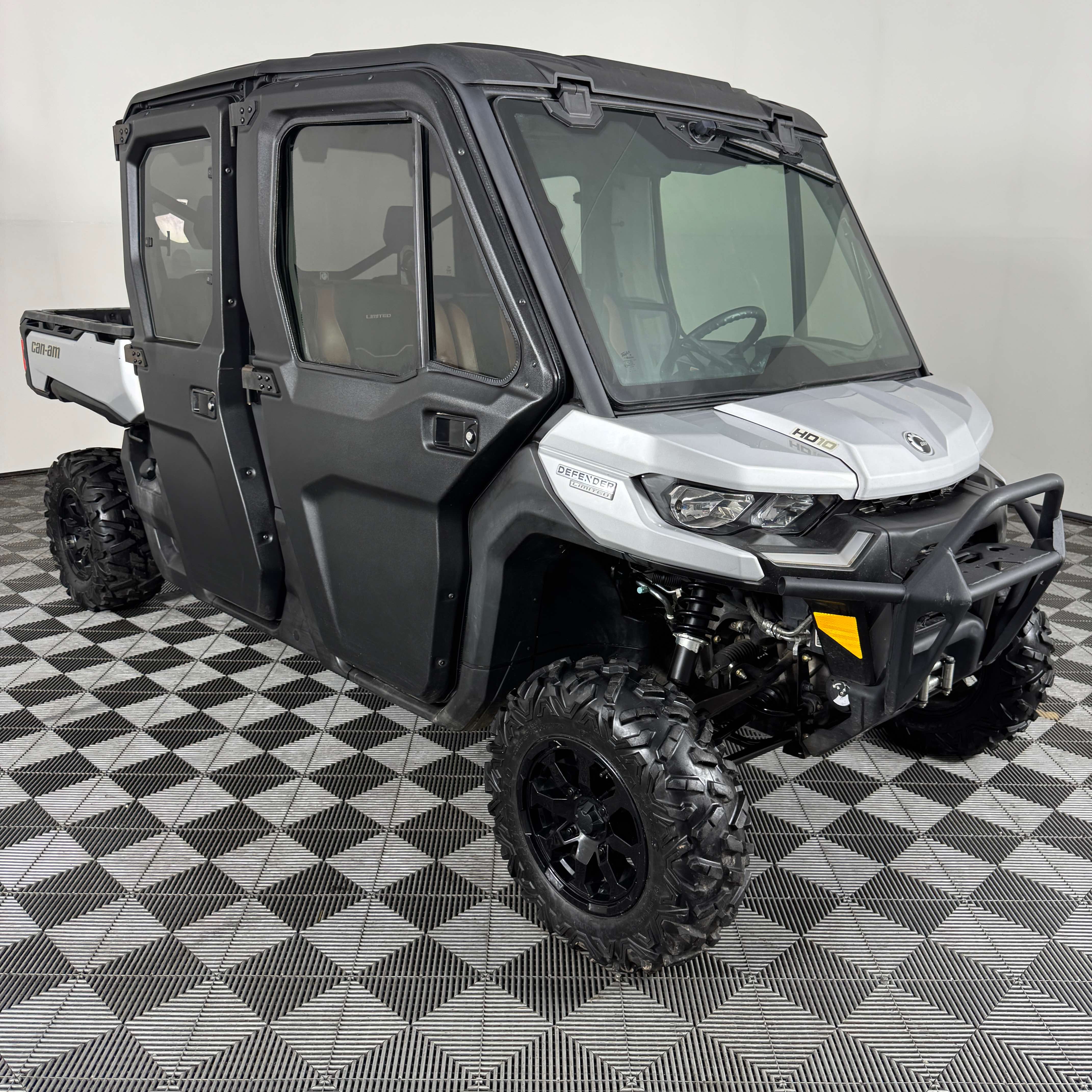 Can-Am Defender SSV HD10 Limited 4x4