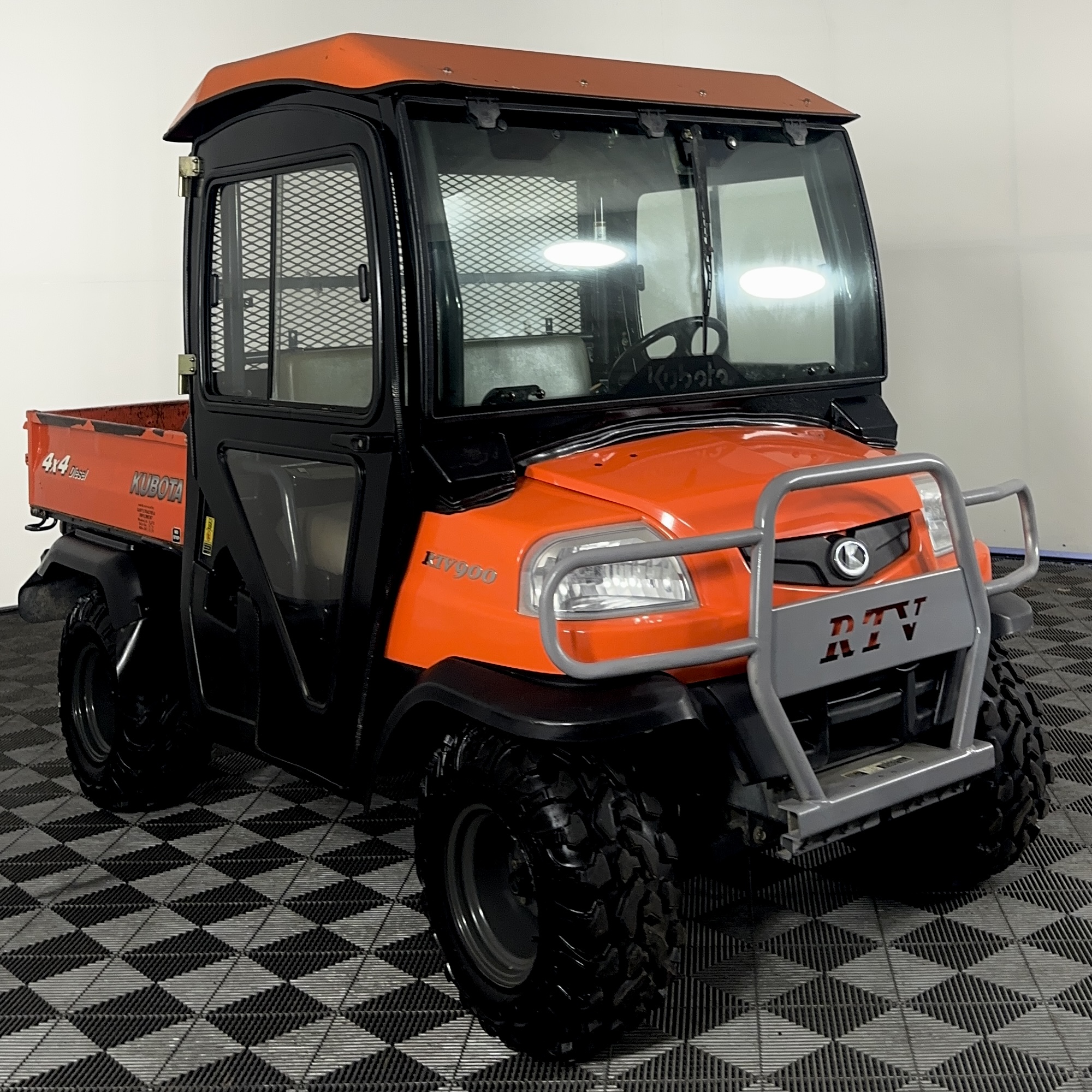 Kubota RTV 4x4 Diesel w/Heat
