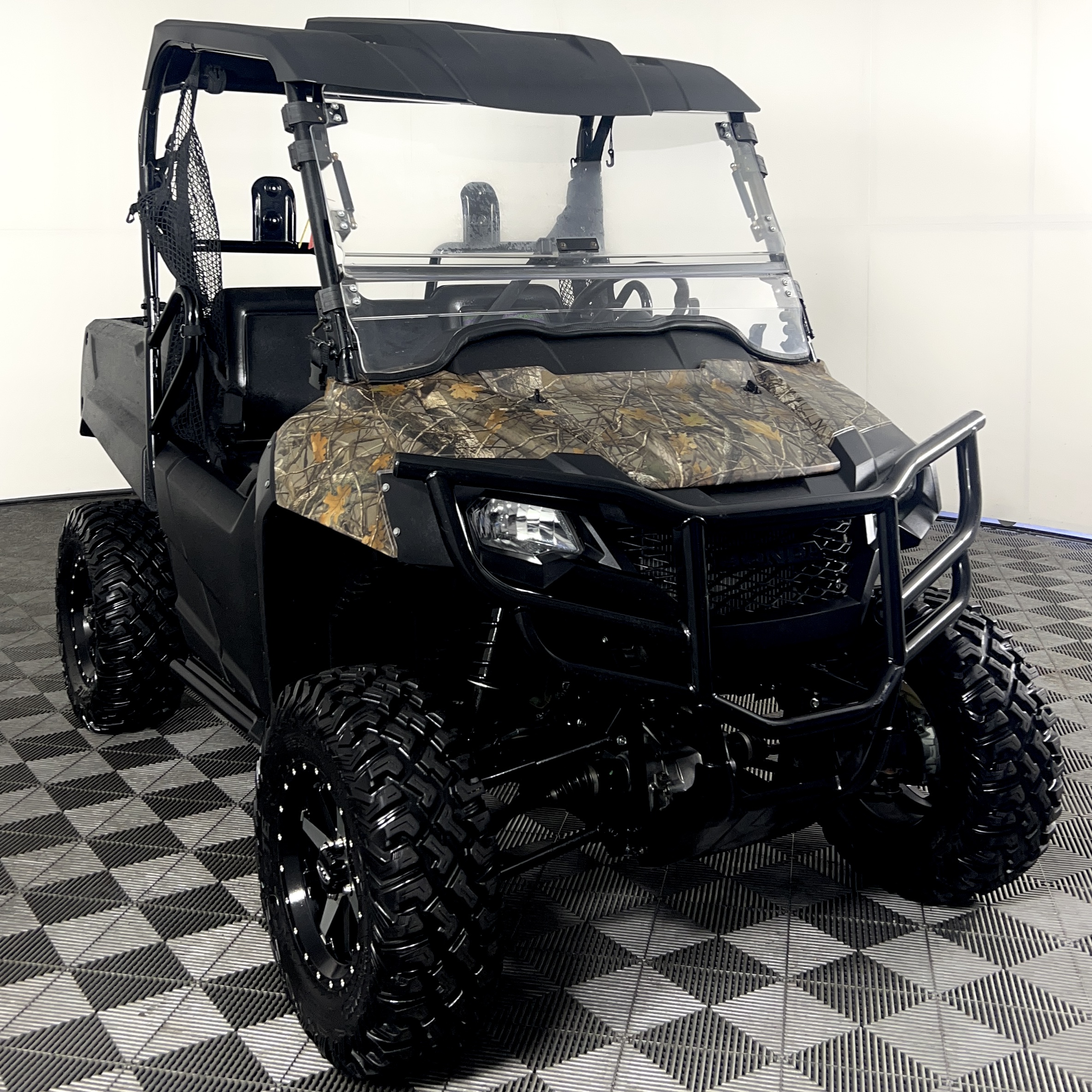 Honda Pioneer 700 Deluxe