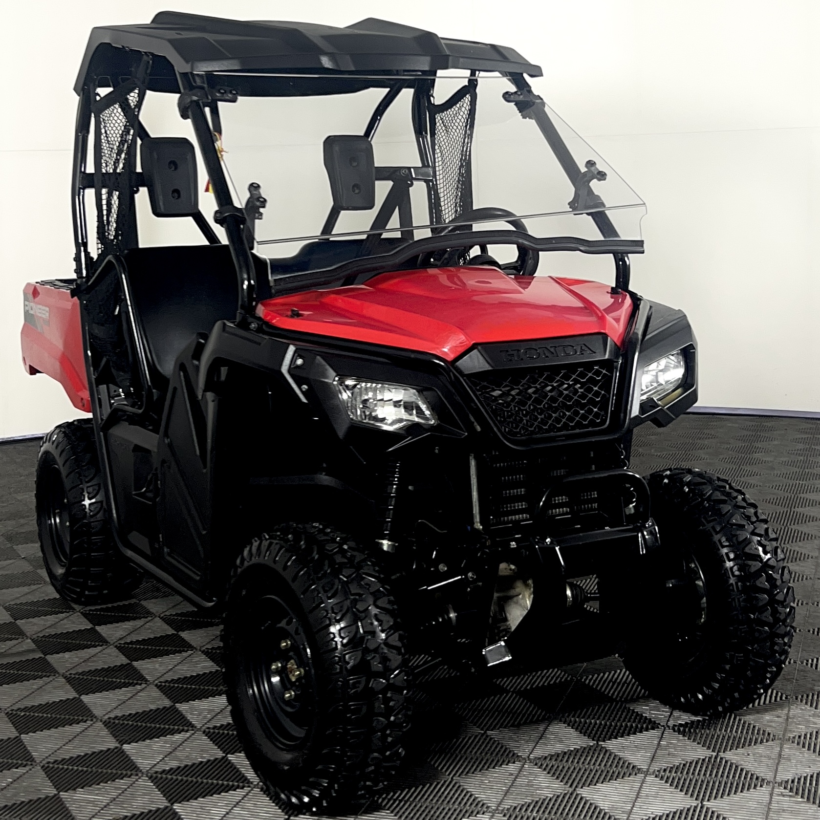 Honda Pioneer 520