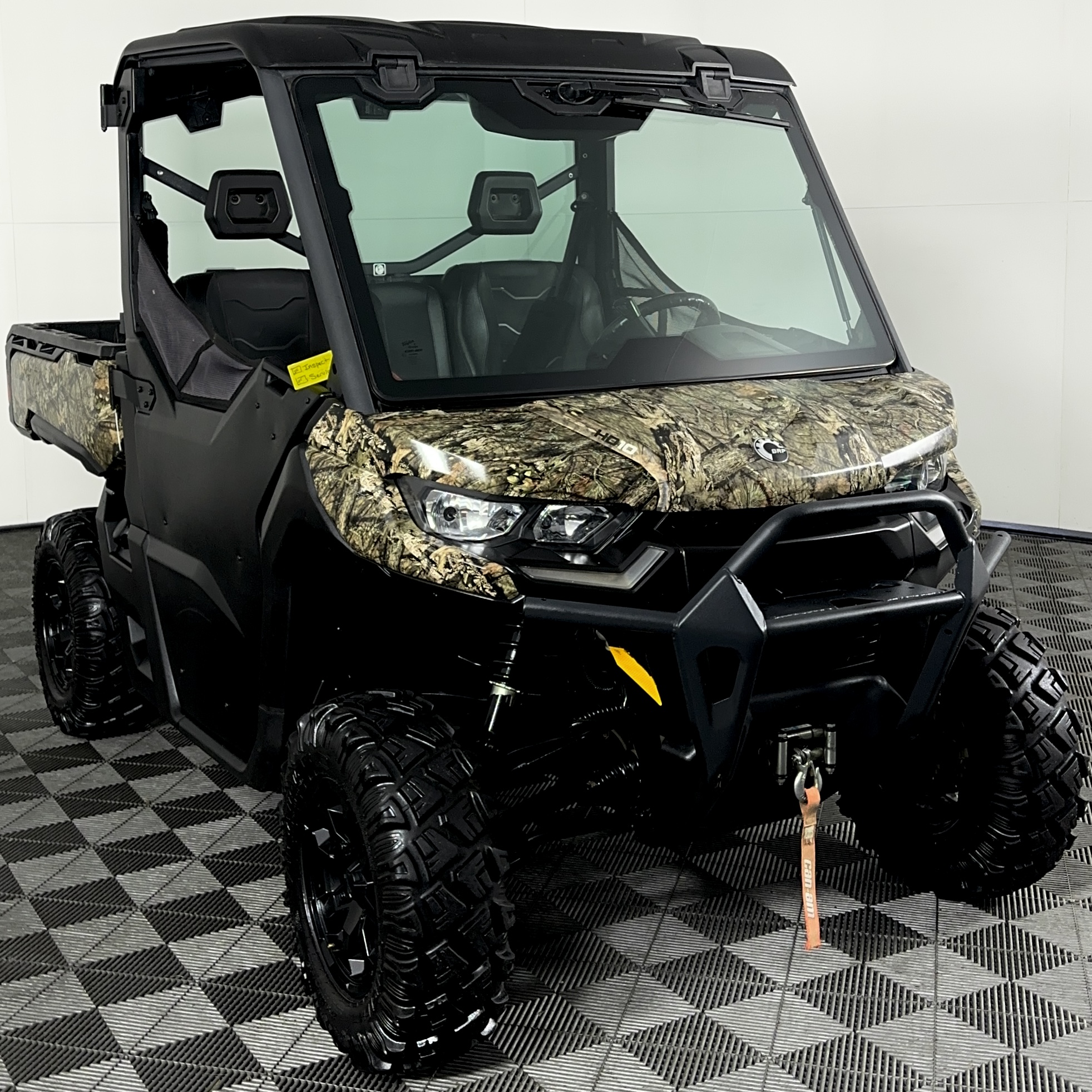 Can-Am Defender XT HD10