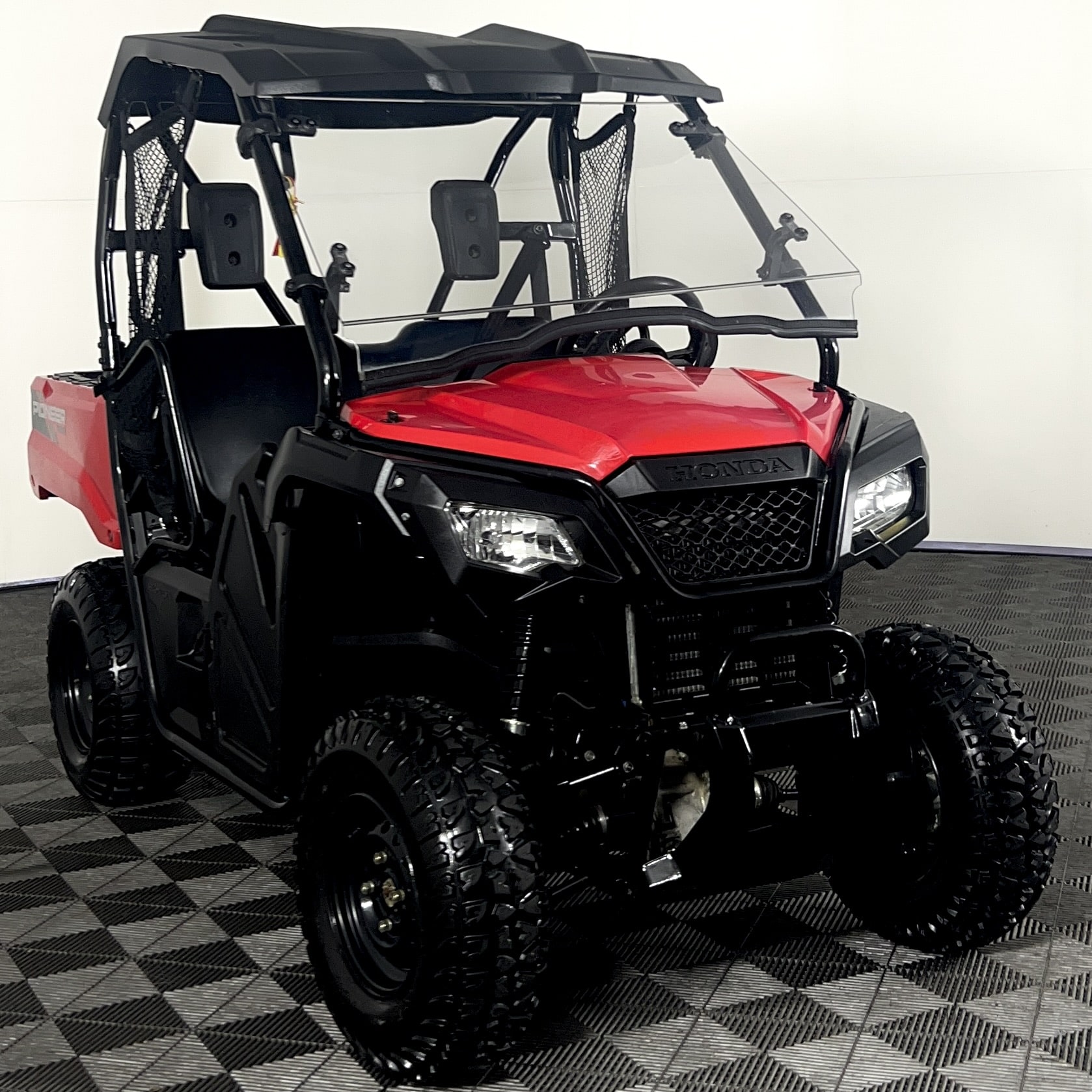 Honda Pioneer 520