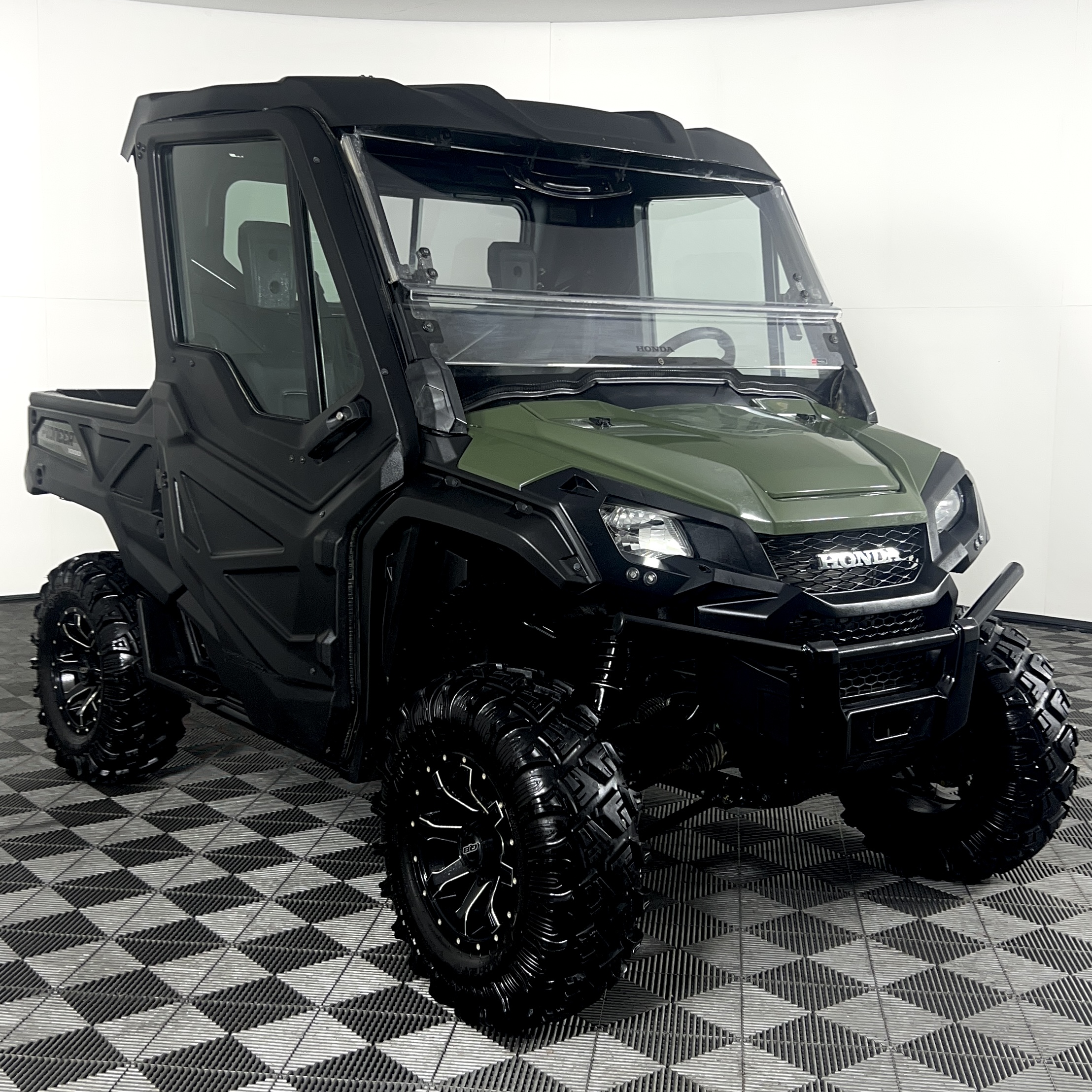 Honda Pioneer 1000